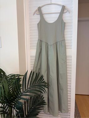 Melrose and Market Sage Green Maxi Dress with Ribbed Top and Cotton Bottom in M